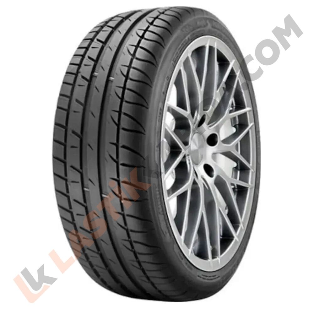 Taurus 235/45R17 97Y XL Ultra High Performance Yaz